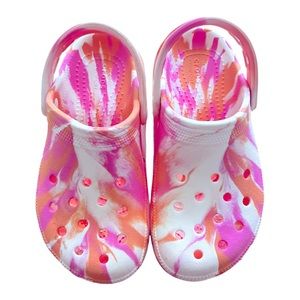 Girls’ Platform CROCS in Marbled Pink/Orange (Size J2)
